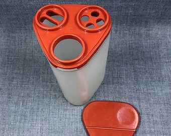 VTG TUPPERWARE 844-2 GRAVY SHAKER/MIXER W/LID 864-2 & BLENDER WHEEL 86-12  RED