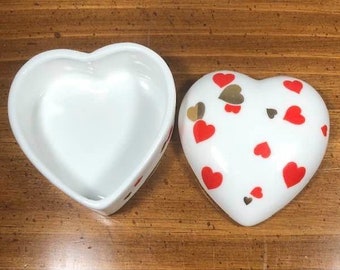 Lefton Heart Trinket Box - Vintage Porcelain Jewelry Box - Red Gold Hearts - Valentine Decor