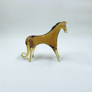 Amber Hand-Blown Glass Horse Sculpture – Vintage Collectible Figurine – Handcrafted Collectible Art