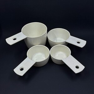 Pyrex Measuring Cups Set - 1999 Cream Plastic Kitchen Tools - Collectible Pyrex Accessories