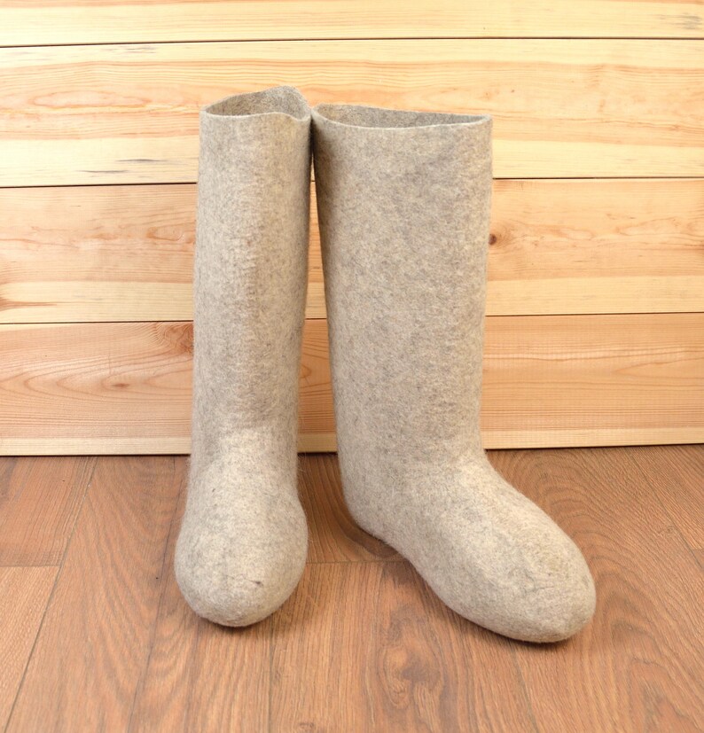 Mens Siberian Valenki Boots, Original Wool Felt, Handmade image 1