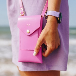Personalised Leather Phone Pouch Bag | Hands Free Phone Sling for Cell Phone | Handmade Leather Cross Body Bag | Sustainable Handbag