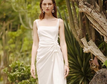 nicole miller short white dress Nicole Miller short pencil skirt wedding dress. CI0124 $530
