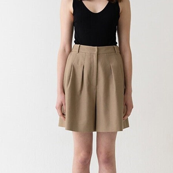 Loose Linen Shorts with Front Pleats - Casual Linen Shorts