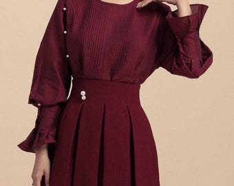 Chic Pleated Linen Top with Mid-Length Puff Sleeves – Feminine Pearl Button Detail – Modest Round Neck Elegant Women’s Blouse