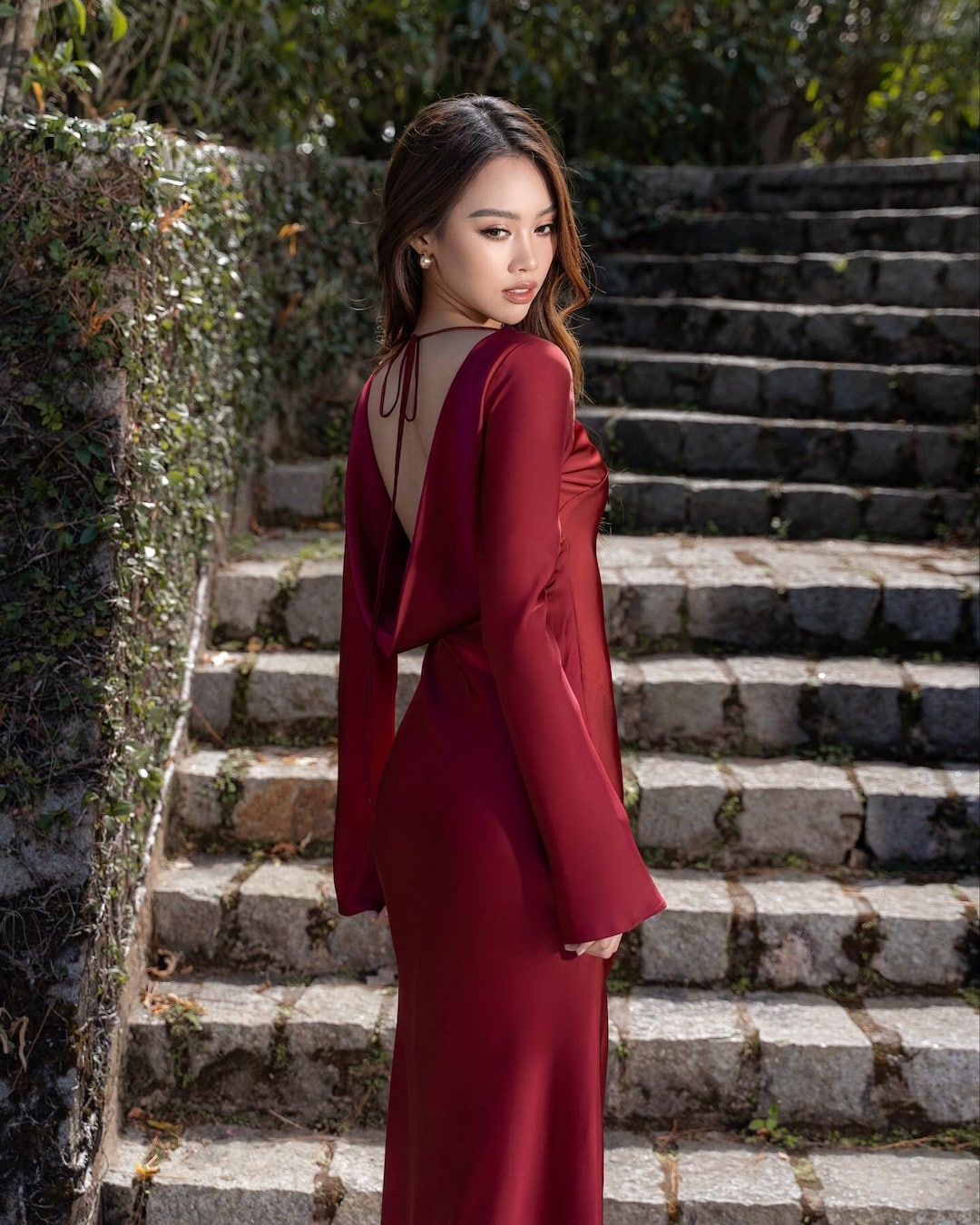 red dress boat neck Yindi Backless Boat Neck Maxi Dress Red