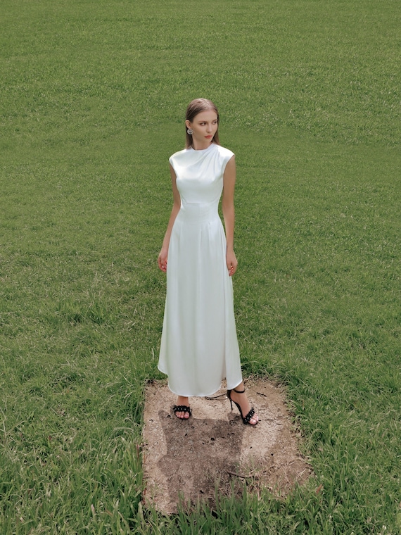 Cap Sleeves Maxi Dress in White, Wedding Guest Maxi Dress, Crew Neck Dress, Maxi Length Dress for Bridesmaids, Gift for Her