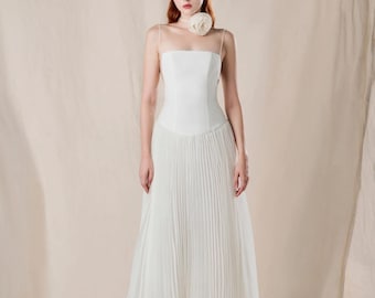 Lace White Dress With Pleated Skirt Silk Bodice Dress With Sheer Pleated  Skirt  Custom Fit Spaghetti Strap Gown For Weddings, Events, And Elegant  Evenings UK