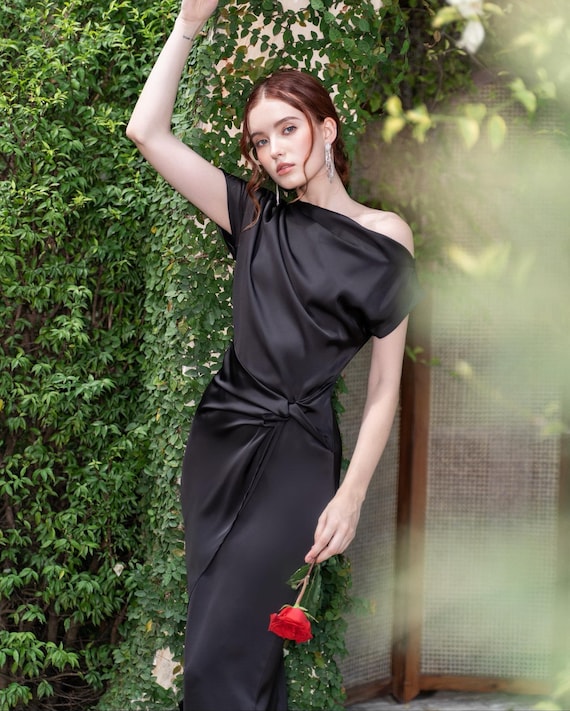 open lace back dress Jessel Satin One Shoulder Draped Maxi Gown main image 0