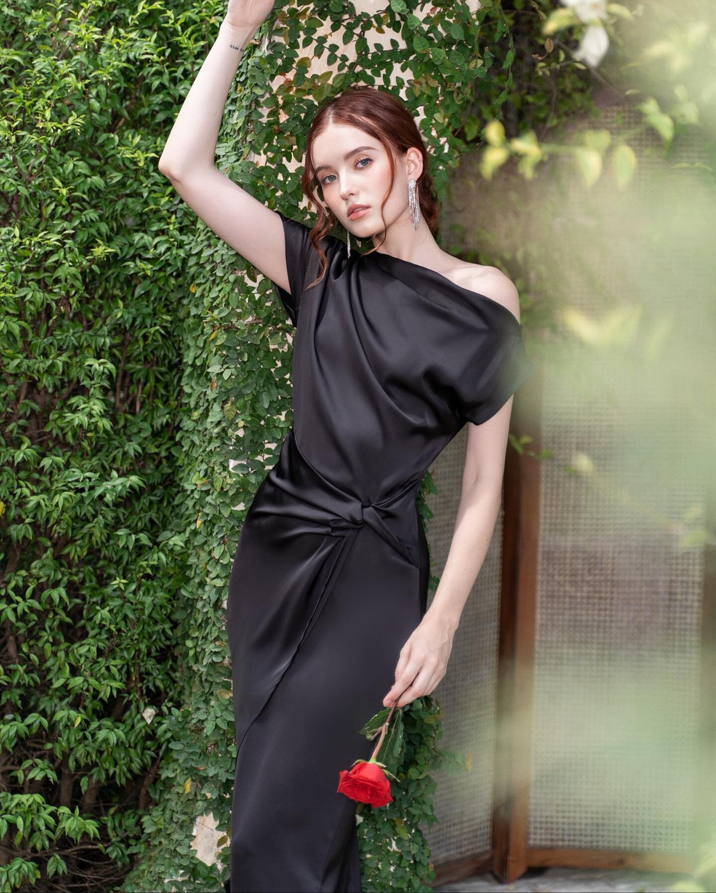 red mermaid prom dress Mermaid Spaghetti Straps Appliques Red Prom Dress with Slit PSK556 US4 / Red