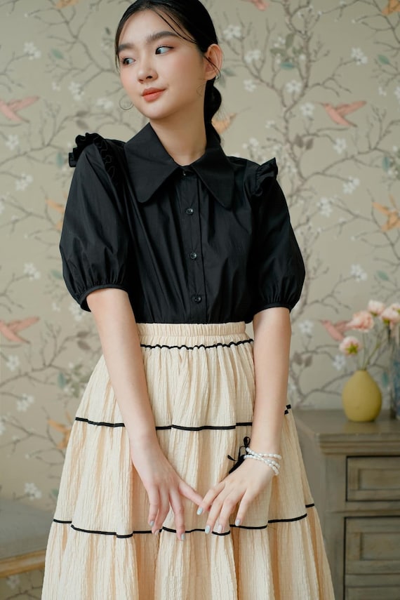 Black Cotton Poplin Blouse With Puff Sleeves and Pointed Collar