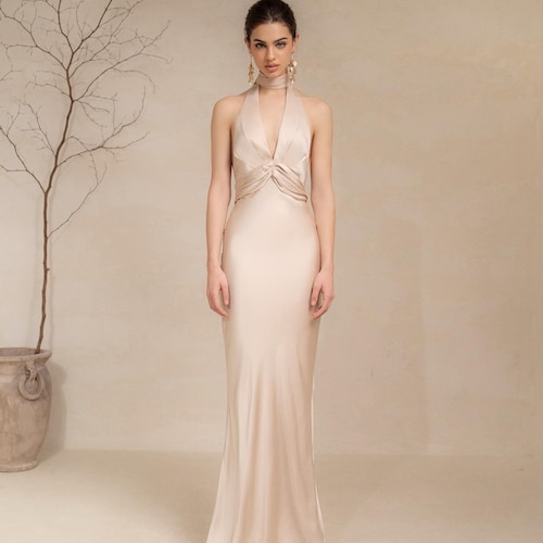v neck empire waist bridesmaid dress Ever-Pretty Satin Empire Waist Maxi Summer Formal Wedding Guest Dress with Pockets main image 1