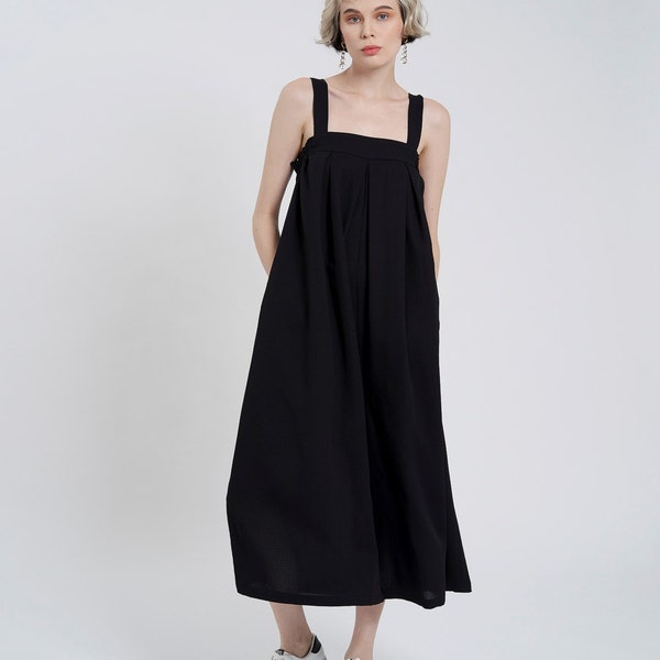 Oversize Midi Silk Dress with Sleeveless and Square Neckline in Black