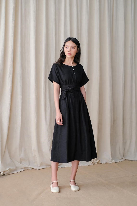 Short Sleeves Linen Dress in Midi Length / Summer Linen Dress / Linen Dress in Black / Available in 50 Colors Short Sleeves Linen Dress in Midi Length / Summer Linen Dress / Linen Dress in Black / Available in 50 Colors