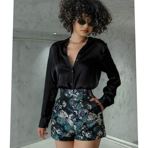 Camisa de Seda con Botones y Manga Larga en Negro - Camisa de Seda Elegante