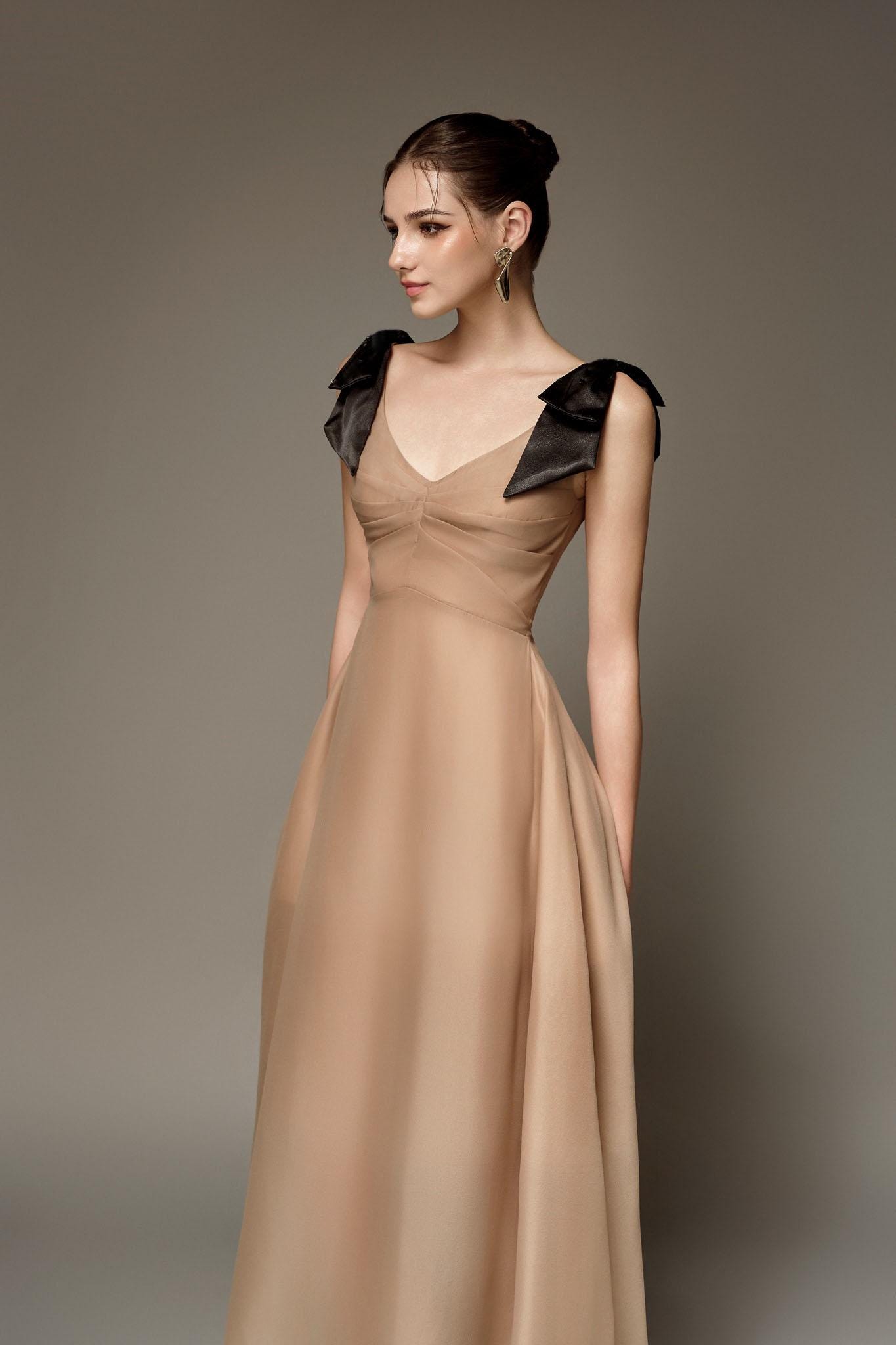 v neck organza dress Calhoun Fit and Flare V-Neck Organza Midi Dress