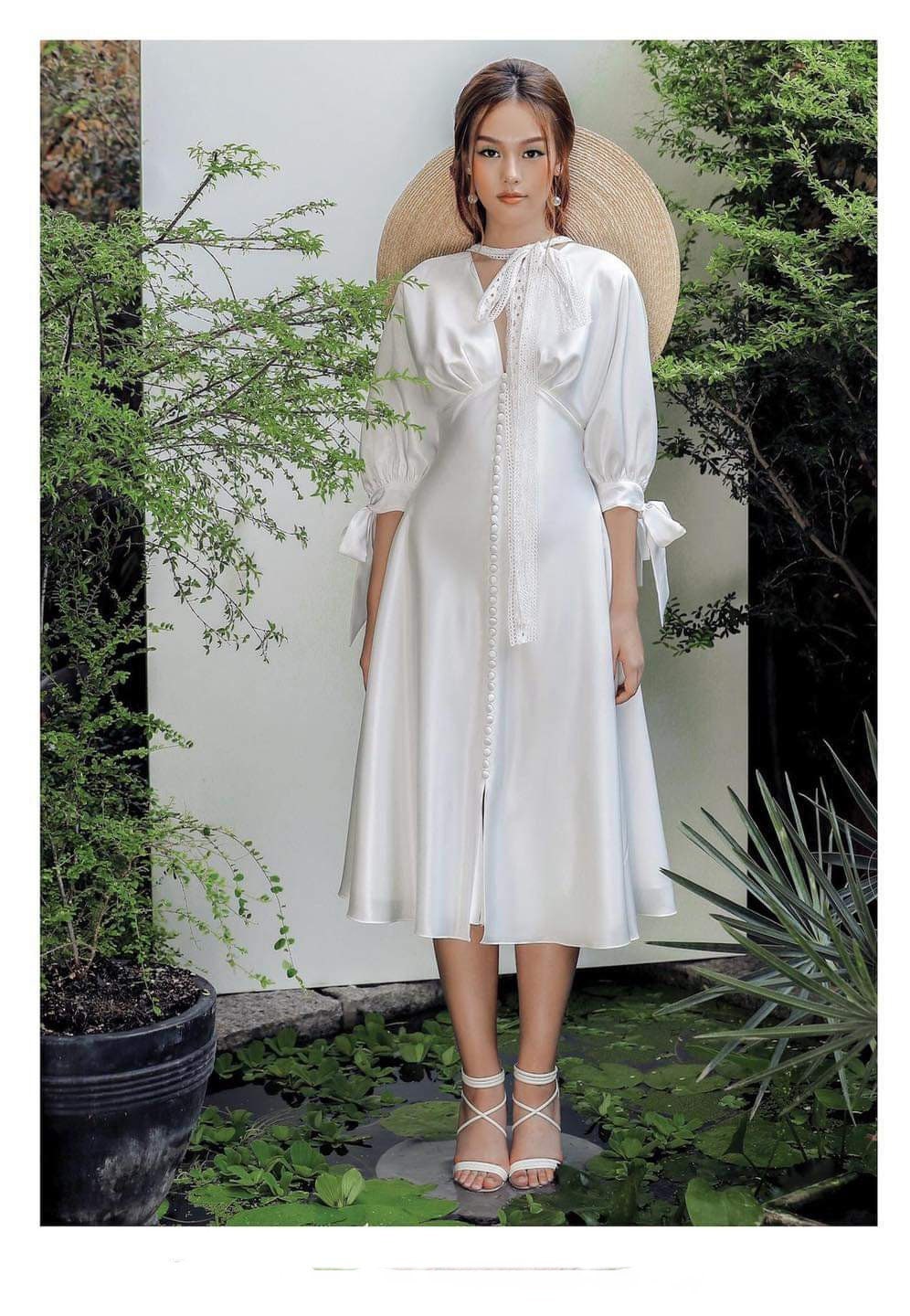 Pleated Linen MIDI  MAXi Dress Chelsea Collar and Bishop Sleeves Women Linen MIDI  MAXI Dress with Long Sleeves and White Sailor Collar