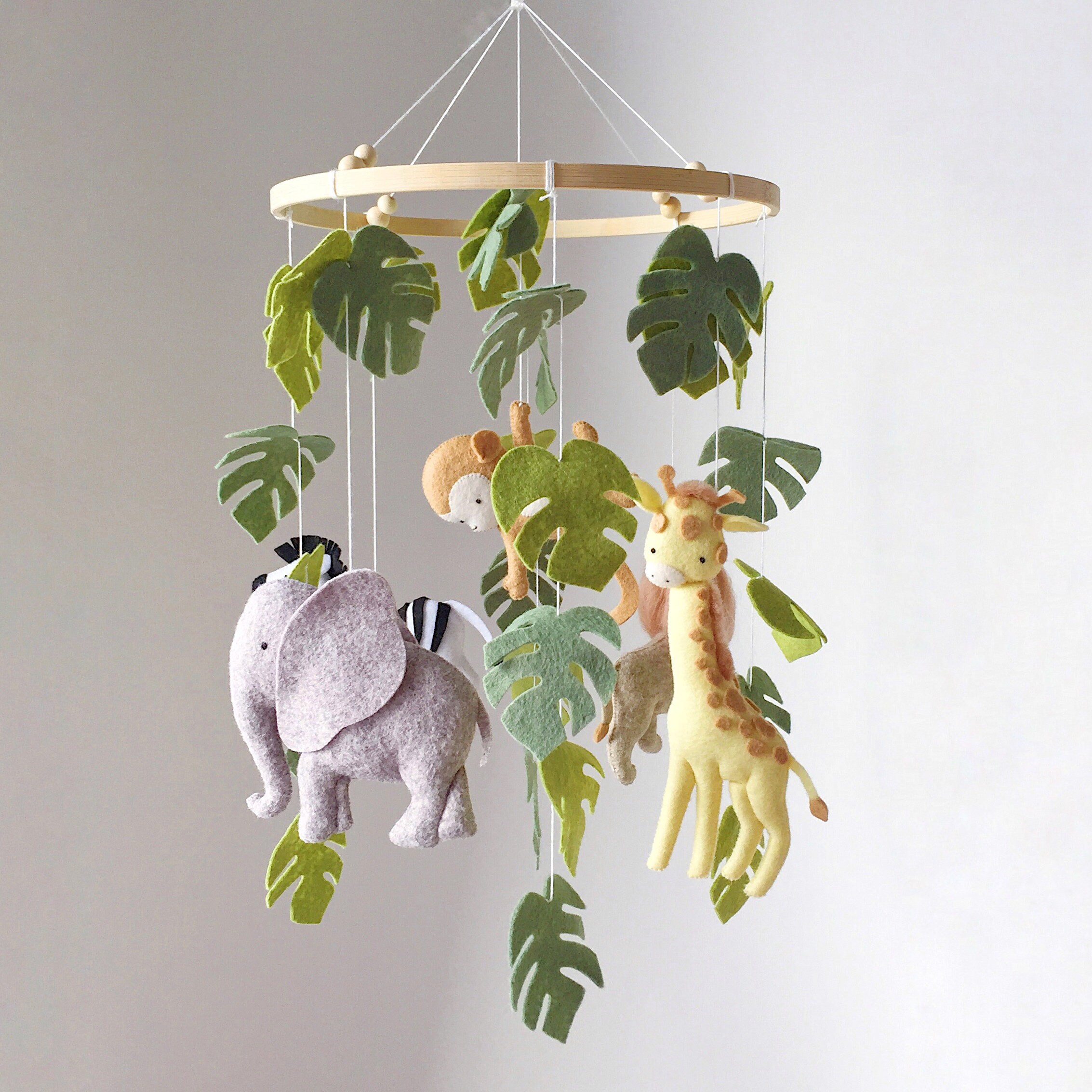 zoo cot mobile