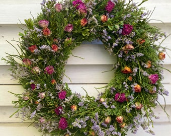 Bunter  Trockenblumenkranz Frühlingskranz Türkranz mit roten Rosen und Blüten