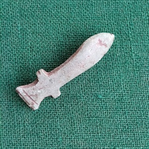 ancient rome amulet sword overlay for the end of the belt the roman empire 1-4 century
