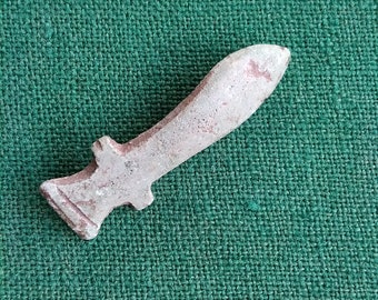 ancienne rome amulette épée superposition pour la fin de la ceinture l’empire romain 1-4 siècle