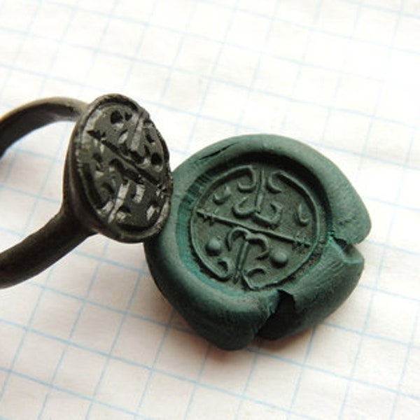 antique medieval seal ring 13-16th century