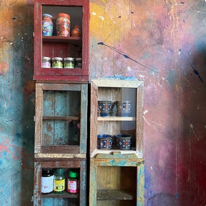 Reclaimed Wood Indian Hand Painted Cupboard/Handmade Small Cabinet/Wall Mounted Solid Wood Kitchen Display Case/Wall Cabinet/Kitchen Storage