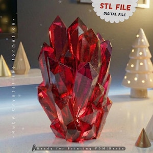 Puede incluir: Una vibrante formación cristalina roja, que se asemeja a un grupo de cristales de rubí. La imagen incluye el texto "STL FILE DIGITAL FILE" y "Ready for Printing FDM | Resin". Es un archivo digital.