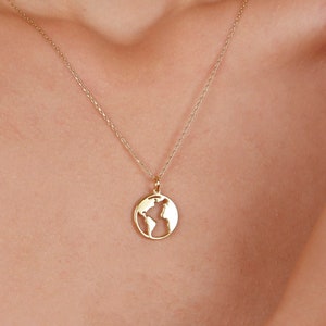 Collar Tierra de oro macizo de 14 quilates: colgante de mapa del mundo hecho a mano, regalo de San Valentín.