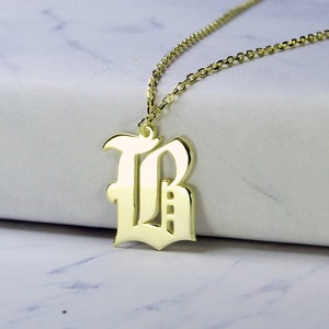 Collar delicado con inicial en inglés antiguo de oro macizo de 14 quilates, regalo para el día de la madre, joyería en inglés antiguo, collar con letra en inglés antiguo, personalizar en inglés antiguo
