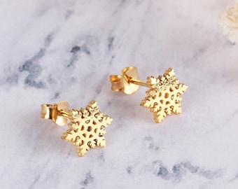 14K Solid Gold Snowflake Earrings, 14K Gold Earrings, Tiny Stud Earrings, Dainty earrings, Snowflake stud earrings, Christmas Jewelry