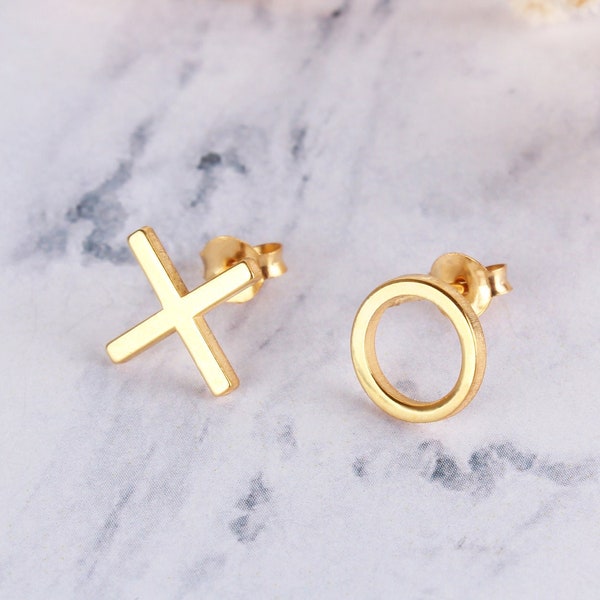 14K Solid gold XO Stud Earrings, Initial Earring Hugs and Kisses, Valentine Earrings, 14k Gold XO Earrings,Gift for her,Mothers Day Gifts