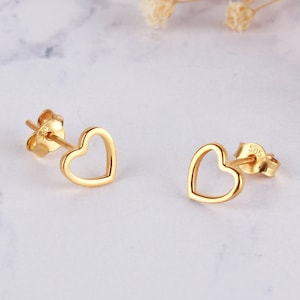 14K Solid Gold offenes Herz Ohrstecker, 14k Gelbgold, Zarte Ohrringe, trendige Ohrringe, Herz Ohrringe, Weihnachtsgeschenke