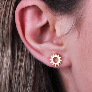 14K Solid Gold Sun Studs Earrings, Tiny gold sun earrings, 14k gold earrings, Gold Studs, celestial studs, minimalist delicate studs