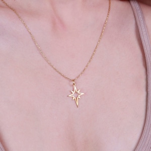 Collar de Estrella del Norte en oro macizo de 14 quilates, collar con dije celestial de oro auténtico, joyería celestial de estrella, collar con barra con nombre, colgante de Estrella del Norte