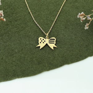 14K massief gouden ketting met Amerikaanse vlag en lint