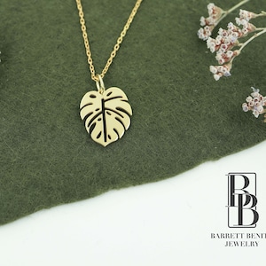 14K Solid Gold Monstera Leaf Necklace, Monstera Foliage, Gold Monstera Leaf Pendant, Tropical Leaf Charm, Plant Jewelry, Christmas Gifts