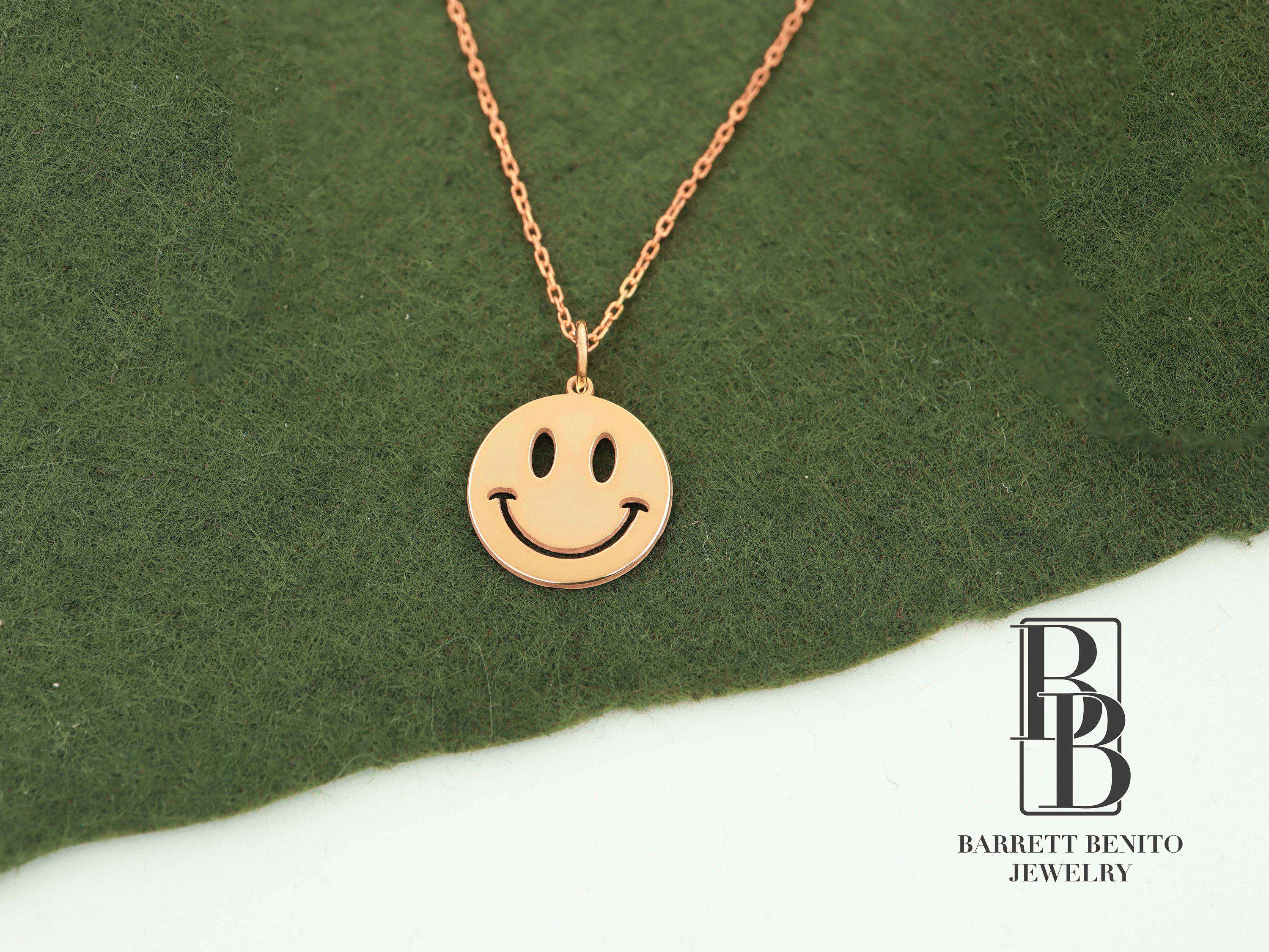 アクセサリー AMBUSH smiley charm necklace 925 gold AMBUSH Gold Metal Chill Pill Charm Necklace,New In Box,One