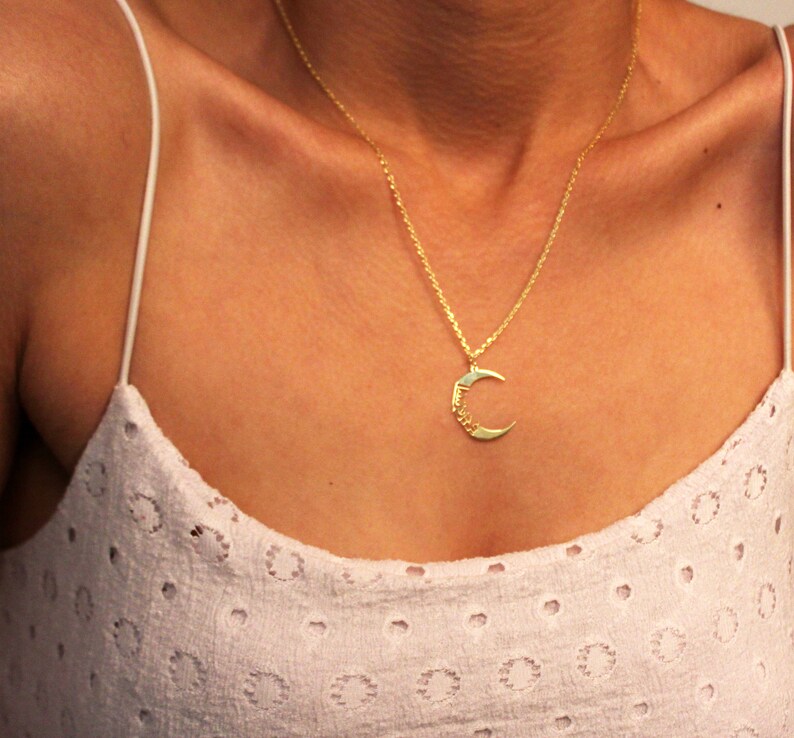 14K Solid Gold Crescent Hindi Name Necklace,Moon Necklace,Personalized Crescent Necklace,Crescent Moon Necklace,Mothers Day Gift