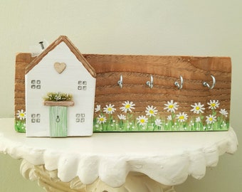 Daisy Cottage Handmade Wooden Key Holder Hooks Home Gift