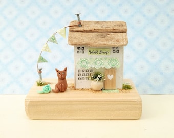 Cat Cottage Wool Shop Casa de madera hecha a mano Regalo de gato para amigo Regalo de cumpleaños Amante de los animales