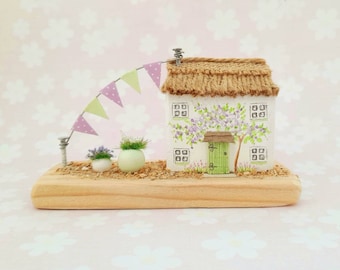 Bunting Cottage Handmade Wooden House Scene Decoration.