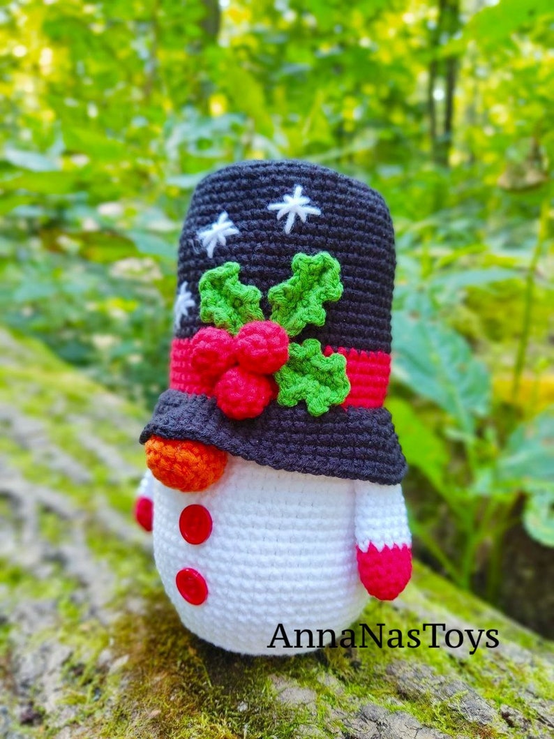 Gnome snowman,gnome deer,Christmas tree gnome,gnome Santa and gingerbread gnome,Crochet gnome pattern,Crochet PDF pattern English_US terms image 9