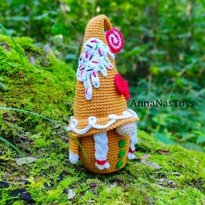 Christmas gnome(girl), Gingerbread gnome(girl) and gnome snowman, Crochet PDF pattern (English_US terms, German, Spanish, French, Dutch) image 6
