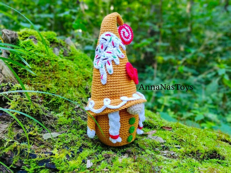 Christmas gnome(girl), Gingerbread gnome(girl) and gnome snowman, Crochet PDF pattern (English_US terms, German, Spanish, French, Dutch) image 6