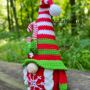 Christmas gnome girl, Crochet gnome amigurumi pattern, gnome Santa, Crochet PDF pattern English_US terms, Deutsch image 7