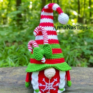 Christmas gnome girl, Crochet gnome amigurumi pattern, gnome Santa, Crochet PDF pattern English_US terms, Deutsch image 9