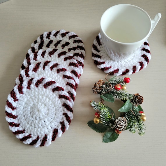 Set of barley sugar saucers/glasses/trinkets - Christmas decoration