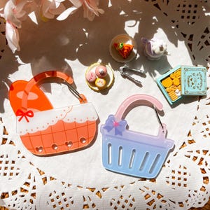 Cute Acrylic Carabiner | Food Carabinber |  Shopping Basket | Bread Basket | Aesthetic Carabiner | Trinkets | Birthday Gift
