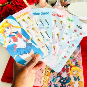 Ensemble Défi d'épargne des Sailor Scouts | 6 classeurs de suivi budgétaire, intercalaires plastifiés A6, rajouts d'argent